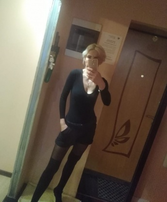 Живу в сердце столицы, в Москве, и готова встретиться с щедрым джентльменом для приятного времяпровождения 💋
Мои услуги настолько разнообразны, что ты никогда не пожалеешь о своем выборе. От классического эскорта и сопровождения на мероприятия до ярких ролевых игр и бурного секса - я готова удовлетворить все твои желания 🔥
Фото в моем объявлении - это лишь малая часть моей невероятной сексуальности. Познакомиться со мной лично - значит окунуться в мир страсти и наслаждений, о которых ты даже не мог себе представить 😈
Обо мне говорят только лестные отзывы, а мои клиенты всегда возвращаются ко мне снова и снова, чтобы испытать неповторимые эмоции. Прекрасная красотка, горячая милфа, приятельница на весь вечер - я могу быть тем, кем ты захочешь меня видеть 😉
Не сомневайся и свяжись со мной, и мы воплотим все твои мечты в реальность. Встреча в Москве - это лишь начало незабываемого приключения, которое мы разделим вдвоем. Жду тебя, мой красивый и страстный любовник! 💕 Кира